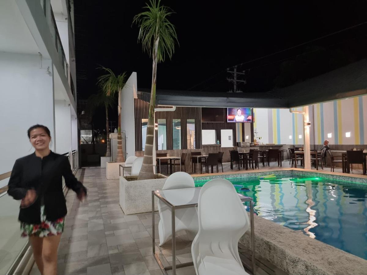Chequers Suites Subic Bay Olongapo Εξωτερικό φωτογραφία