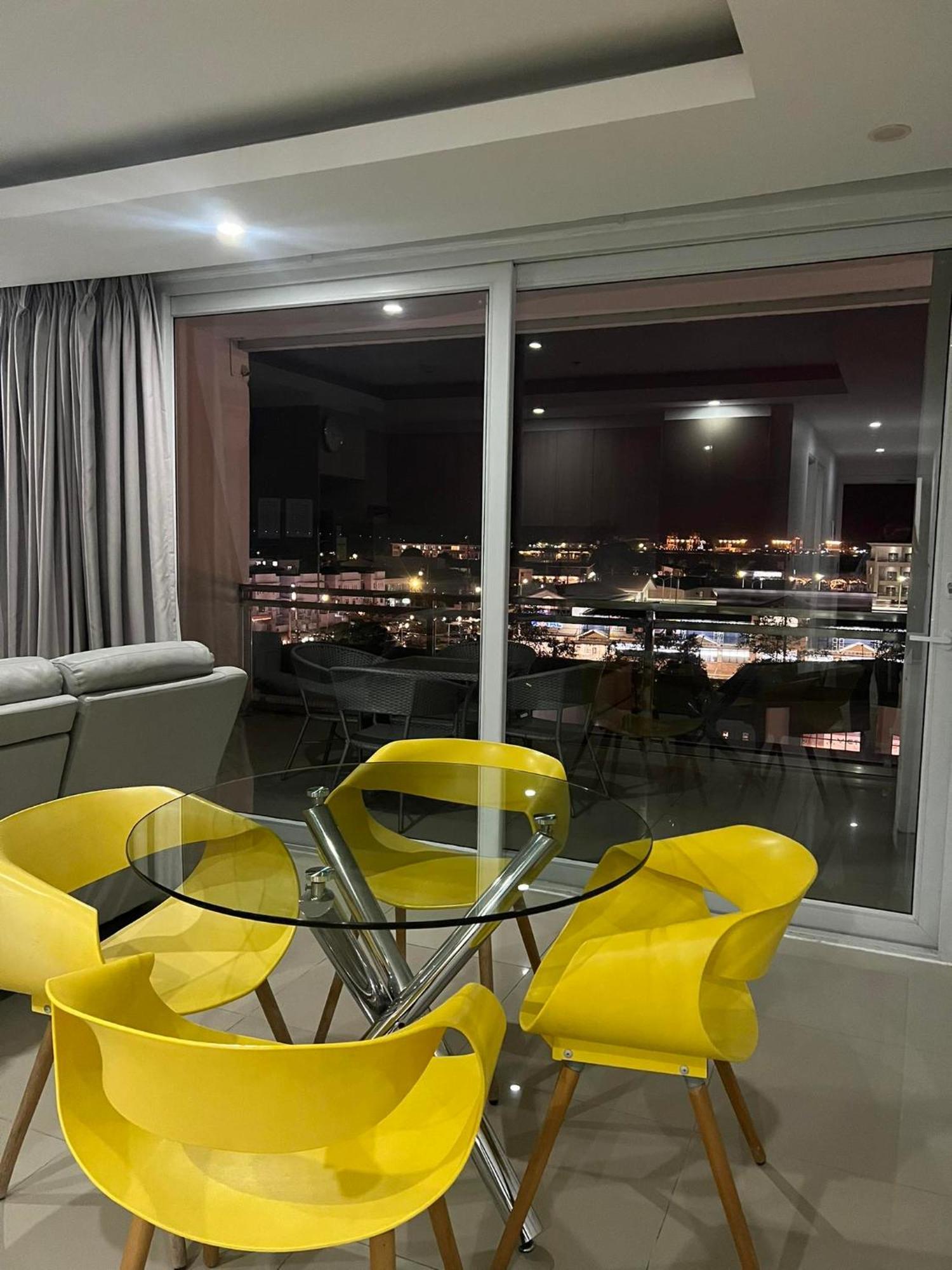 Chequers Suites Subic Bay Olongapo Εξωτερικό φωτογραφία