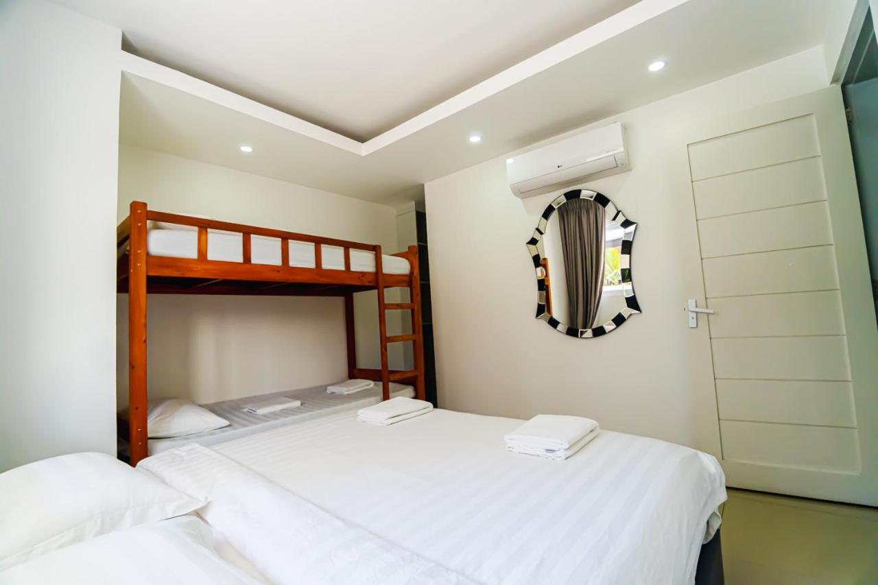 Chequers Suites Subic Bay Olongapo Εξωτερικό φωτογραφία