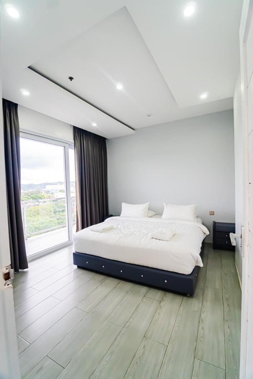 Chequers Suites Subic Bay Olongapo Εξωτερικό φωτογραφία