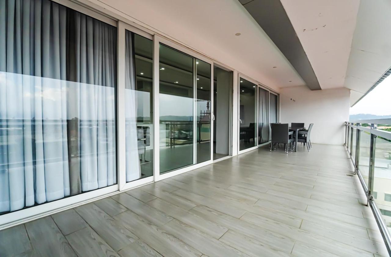 Chequers Suites Subic Bay Olongapo Εξωτερικό φωτογραφία